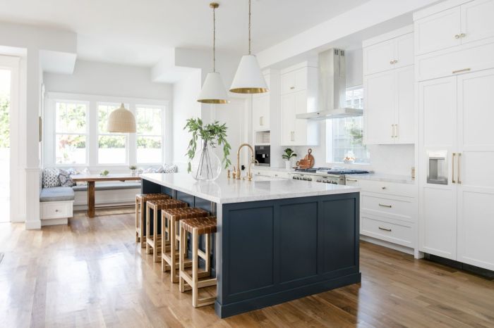 Large kitchen island decor