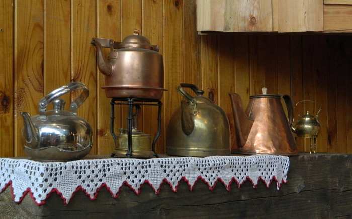 Vintage copper kitchen wall decor