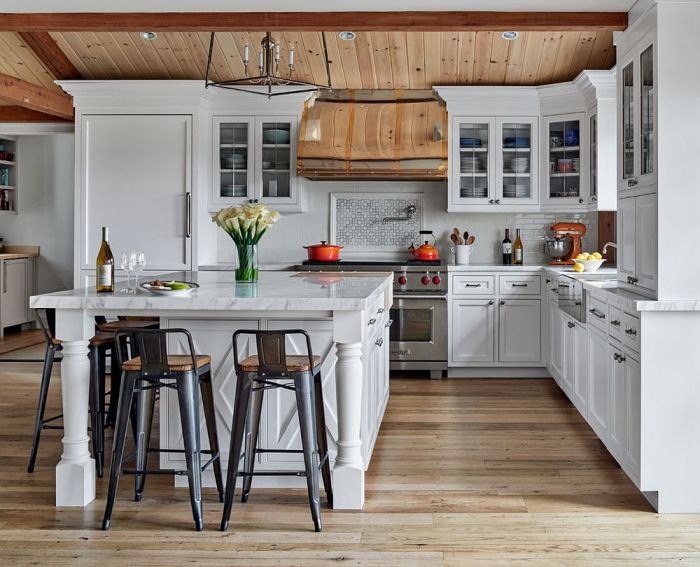 Farmhouse kitchen countertop decor