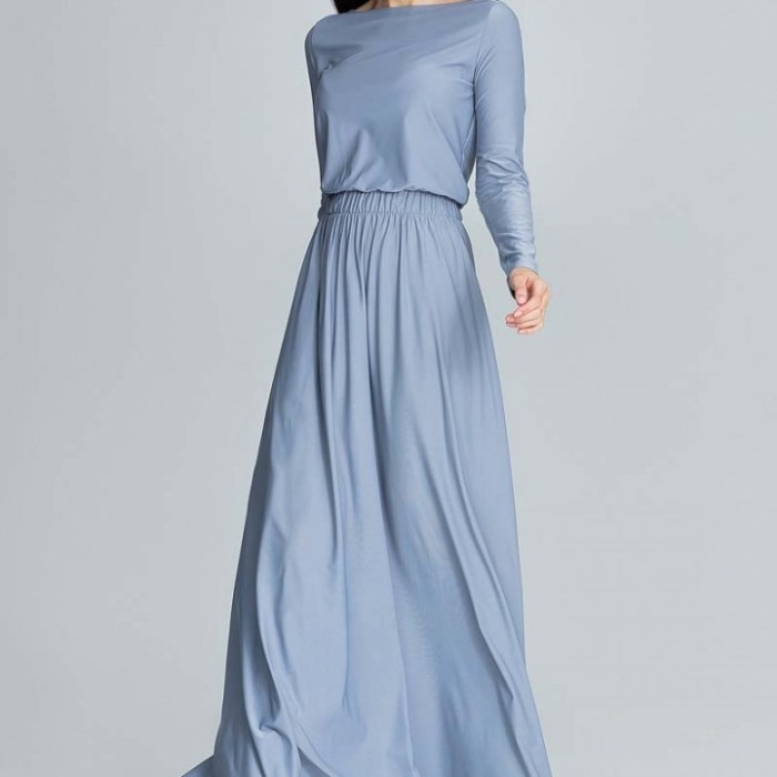 Flowy maxi dresses for weddings